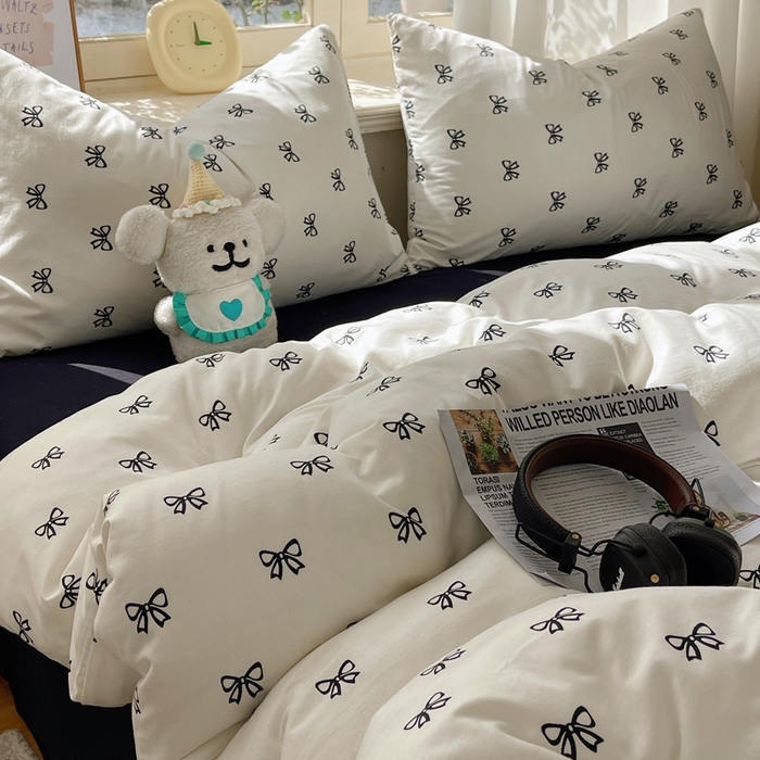 91家纺网 家纺一手货源 找家纺 芷凡家纺 2025新款水洗棉双层纱四件套 黑色蝴蝶结