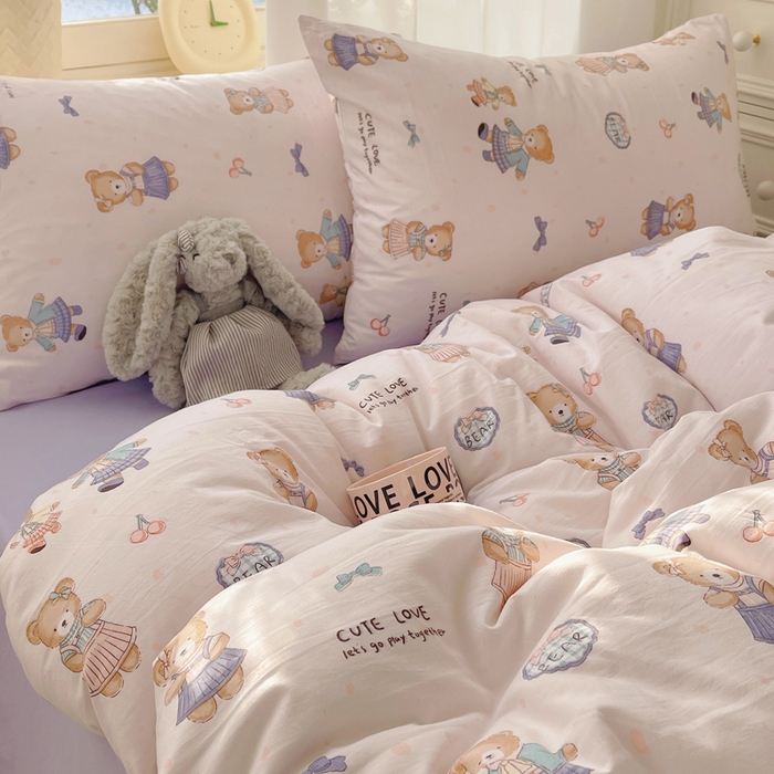 91家纺网 家纺一手货源 找家纺 芷凡家纺 2025新款水洗棉双层纱四件套 熊宝乐园