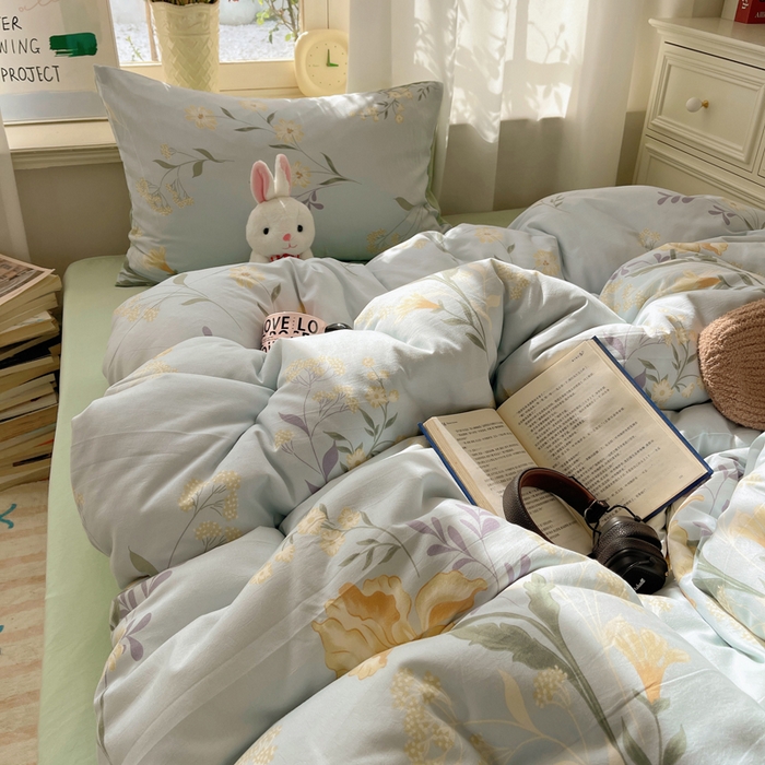 91家纺网 家纺一手货源 找家纺 芷凡家纺 2025新款水洗棉双层纱四件套 萱草花梦