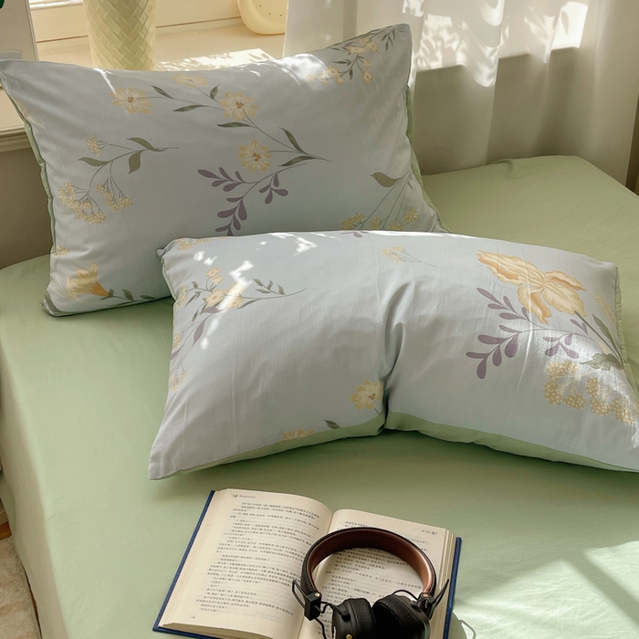 91家纺网 家纺一手货源 找家纺 芷凡家纺 2025新款水洗棉双层纱四件套 萱草花梦