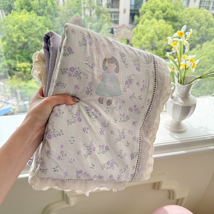 91家纺网 家纺一手货源 找家纺 Mata蔓塔家 2025新款云感双层纱全棉镂空花边四件套 桔梗语