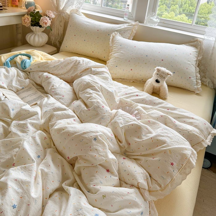 91家纺网 家纺一手货源 找家纺 Mata蔓塔家 2025新款云感双层纱全棉镂空花边四件套 小彩糖