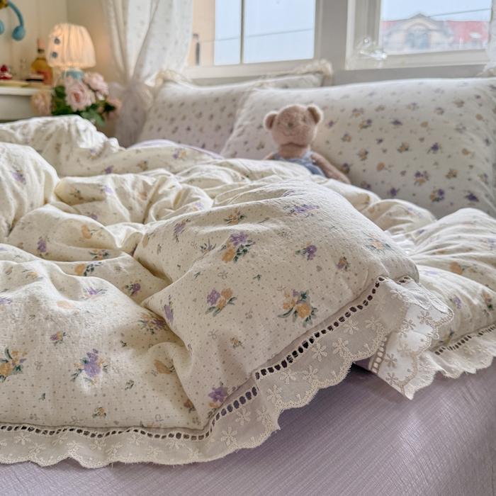 91家纺网 家纺一手货源 找家纺 Mata蔓塔家 2025新款云感双层纱全棉镂空花边四件套 紫蝴蝶