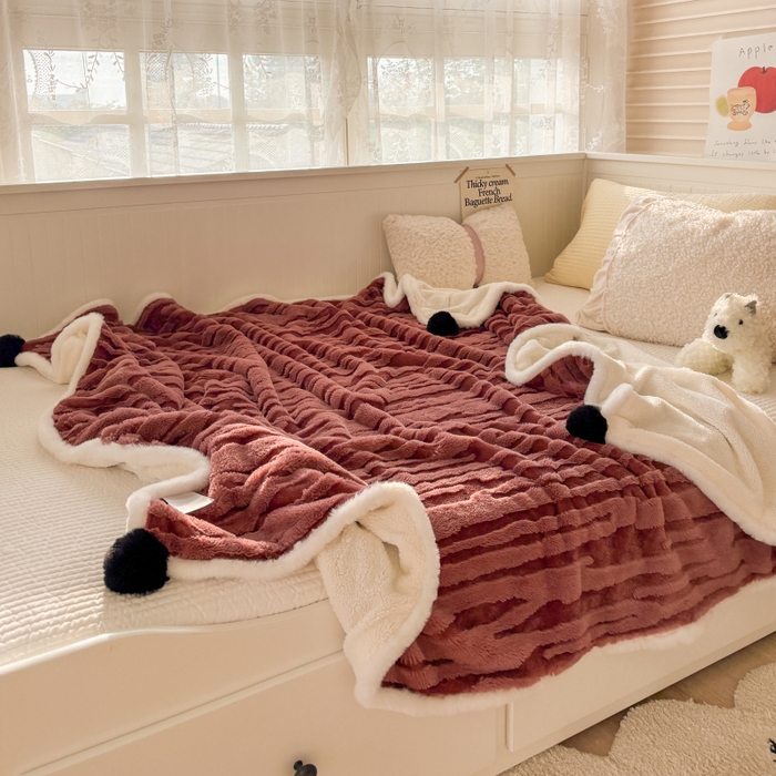 91家纺网 家纺一手货源 找家纺 潮邦创意家居2025新款全新升级阳离子提花兔毛球毯-雪兔波纹系列 雪兔波纹-绒焰红