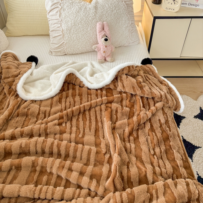 91家纺网 家纺一手货源 找家纺 潮邦创意家居2025新款全新升级阳离子提花兔毛球毯-雪兔波纹系列 雪兔波纹-烟绒棕