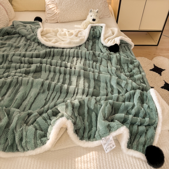 91家纺网 家纺一手货源 找家纺 潮邦创意家居2025新款全新升级阳离子提花兔毛球毯-雪兔波纹系列 雪兔波纹-朱弦绿
