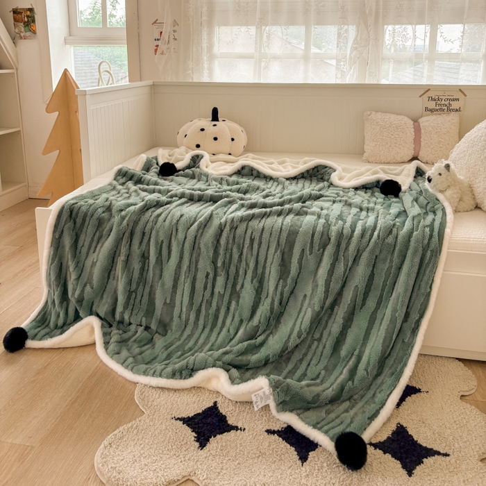 91家纺网 家纺一手货源 找家纺 潮邦创意家居2025新款全新升级阳离子提花兔毛球毯-雪兔波纹系列 雪兔波纹-朱弦绿