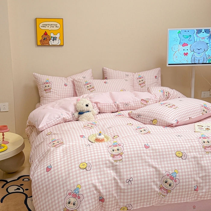 91家纺网 家纺一手货源 找家纺 呗旺鹿 2025新款40s全棉纯棉卡通大眼娃娃甜酷风四件套 甜品派大眼娃娃