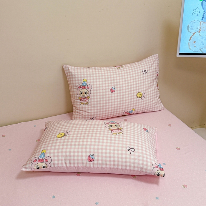 91家纺网 家纺一手货源 找家纺 呗旺鹿 2025新款40s全棉纯棉卡通大眼娃娃甜酷风四件套 甜品派大眼娃娃