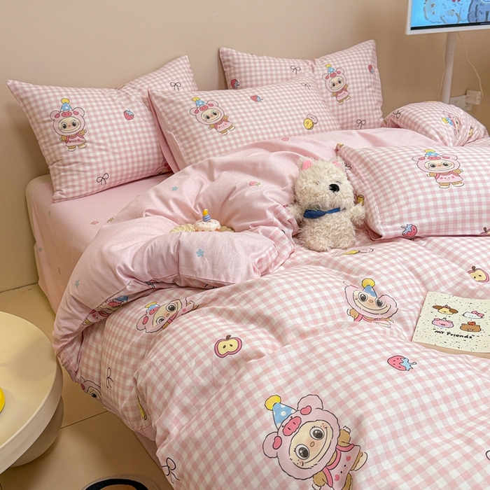 91家纺网 家纺一手货源 找家纺 呗旺鹿 2025新款40s全棉纯棉卡通大眼娃娃甜酷风四件套 甜品派大眼娃娃