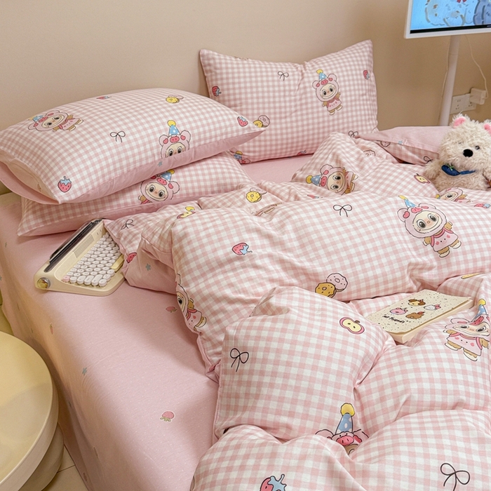 91家纺网 家纺一手货源 找家纺 呗旺鹿 2025新款40s全棉纯棉卡通大眼娃娃甜酷风四件套 甜品派大眼娃娃