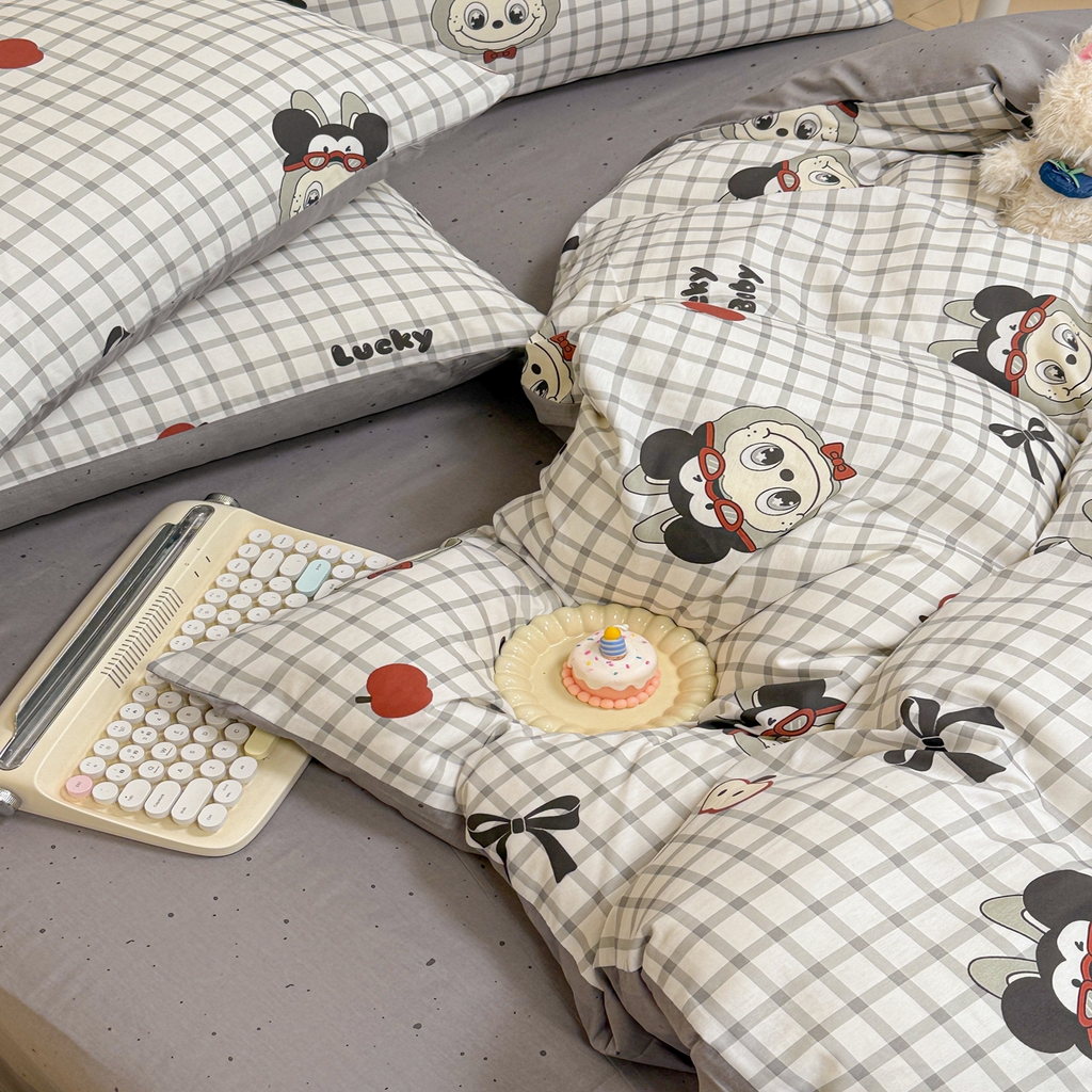 91家纺网 家纺一手货源 找家纺 （总）呗旺鹿 2025新款40s全棉纯棉卡通大眼娃娃甜酷风四件套