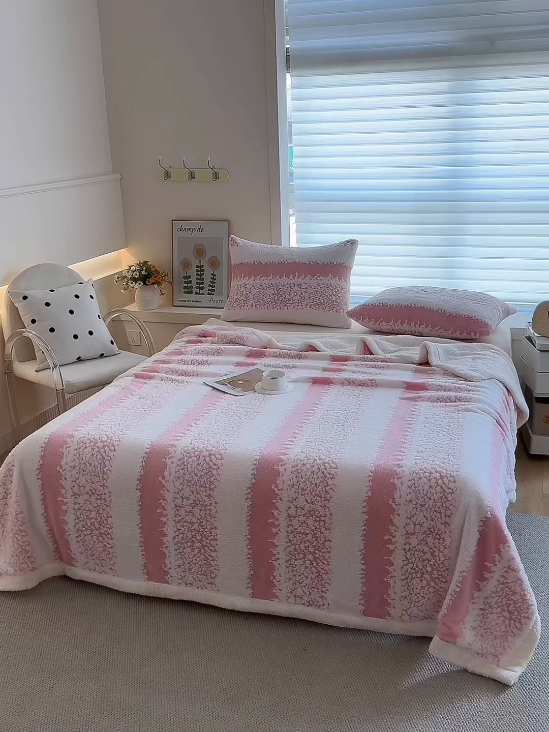 91家纺网 家纺一手货源 找家纺 春妮家纺 2025新款加厚羊羔绒阳离子双层盖毯舒棉绒毛毯 拉斐尔-桃粉