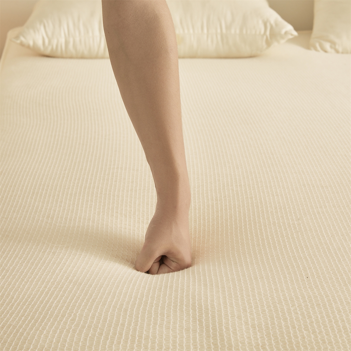 91家纺网 家纺一手货源 找家纺 晓时候2025新款鱼鳞网棉胎新疆棉花被棉絮被芯加厚冬被春秋被芯床垫被子-家用款