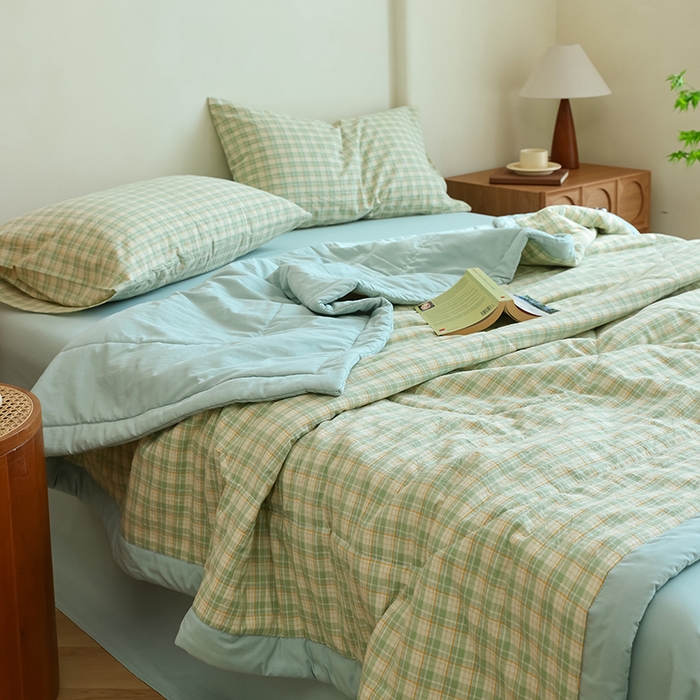 91家纺网 家纺一手货源 找家纺 小叮当家纺仓储工厂店 2025新款A类无印风里外全棉水洗棉新疆棉花夏被夏凉被空调被 朵拉绿