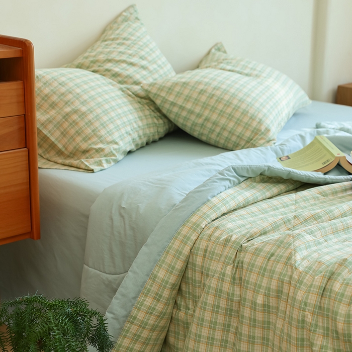 91家纺网 家纺一手货源 找家纺 小叮当家纺仓储工厂店 2025新款A类无印风里外全棉水洗棉新疆棉花夏被夏凉被空调被 朵拉绿