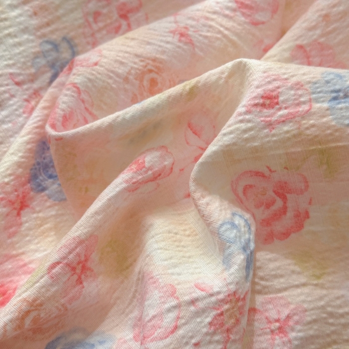 91家纺网 家纺一手货源 找家纺 丽美人家纺2025新款A类软糯皱皱纱四件套 粉黛