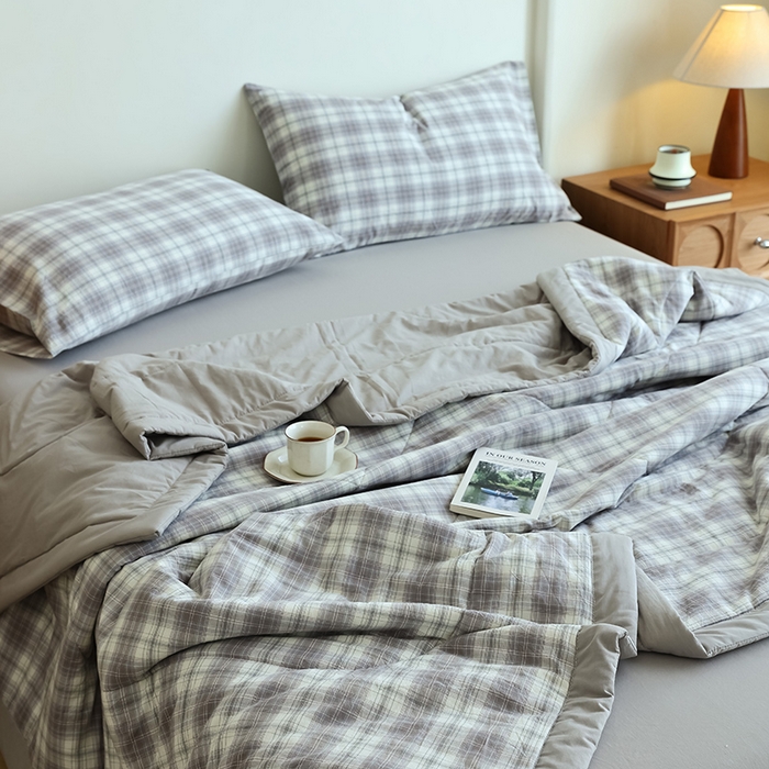 91家纺网 家纺一手货源 找家纺 小叮当家纺仓储工厂店 2025新款A类无印风里外全棉水洗棉新疆棉花夏被夏凉被空调被 光年灰