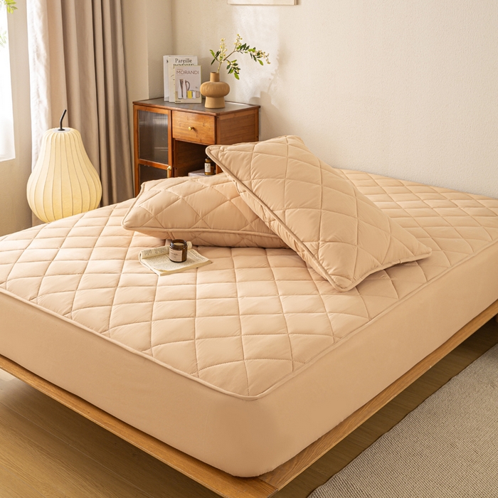 91家纺网 家纺一手货源 找家纺 憨豆家纺 2025新款水洗棉磨毛夹棉床笠四季床垫褥子床护垫薄款学生宿舍榻榻米垫被跨境加棉保护垫升级床笠款-棕黄色