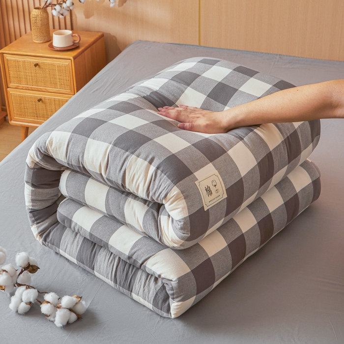 91家纺网 家纺一手货源 找家纺 爱屋及屋 2025新款水洗棉可拆洗棉花被被子被芯 灰中格