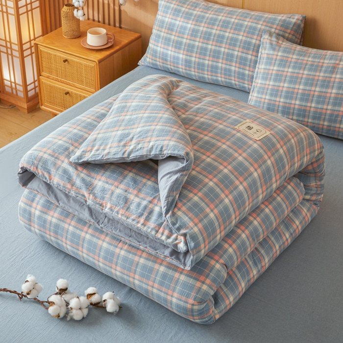 91家纺网 家纺一手货源 找家纺 爱屋及屋 2025新款水洗棉可拆洗棉花被被子被芯 格韵蓝