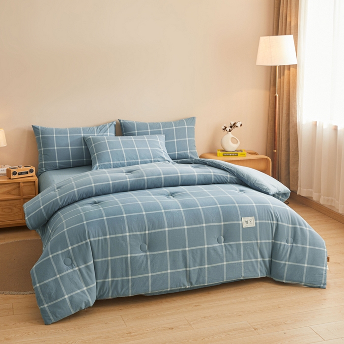 91家纺网 家纺一手货源 找家纺 爱屋及屋 2025新款无印风水洗棉棉花冬被被子被芯 海蓝大格