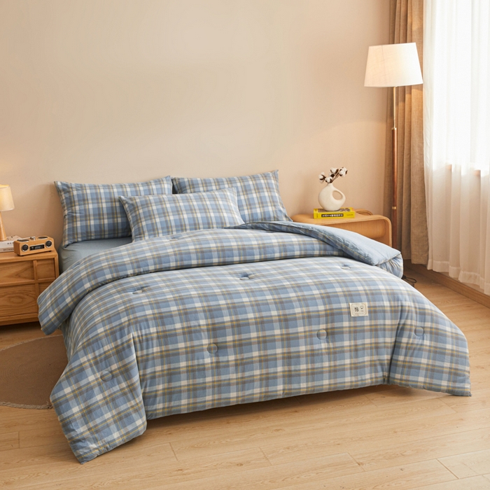 91家纺网 家纺一手货源 找家纺 爱屋及屋 2025新款无印风水洗棉棉花冬被被子被芯 简析蓝