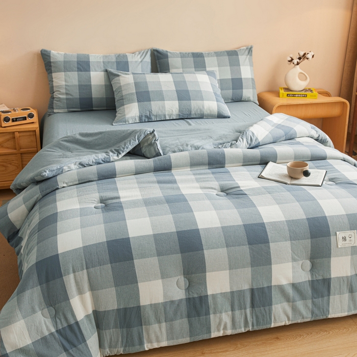 91家纺网 家纺一手货源 找家纺 爱屋及屋 2025新款无印风水洗棉棉花冬被被子被芯 蓝中格