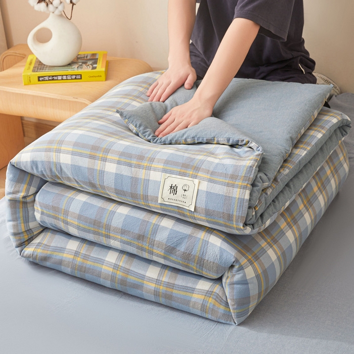 91家纺网 家纺一手货源 找家纺 爱屋及屋 2025新款无印风水洗棉棉花冬被被子被芯 简析蓝