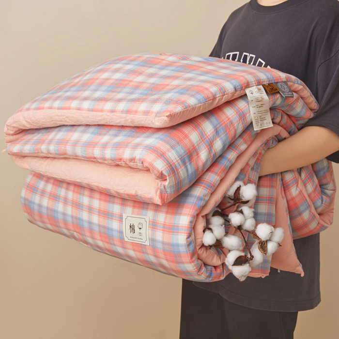 91家纺网 家纺一手货源 找家纺 爱屋及屋 2025新款无印风水洗棉棉花冬被被子被芯 清新格