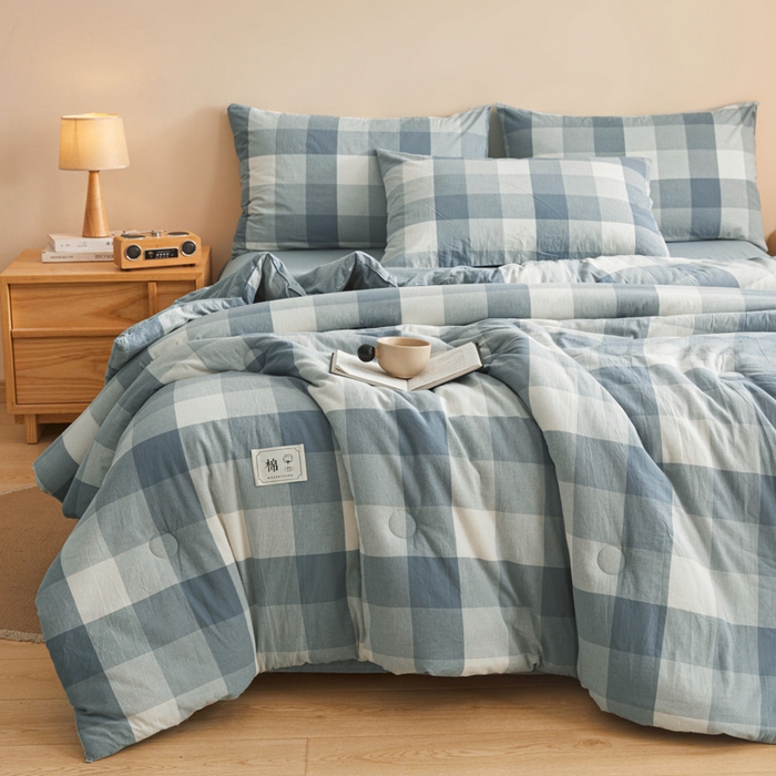 91家纺网 家纺一手货源 找家纺 爱屋及屋 2025新款无印风水洗棉棉花冬被被子被芯 蓝中格