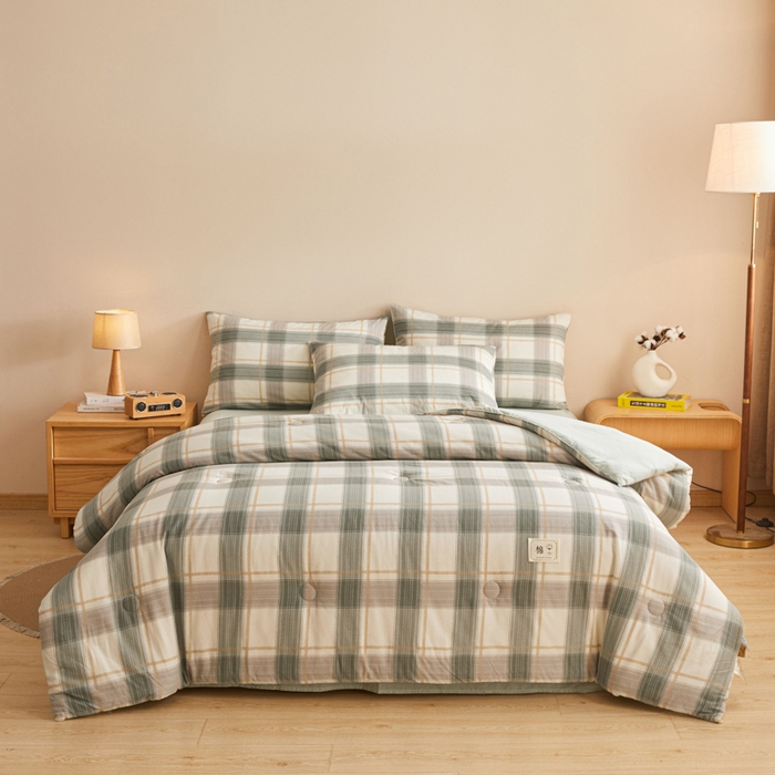 91家纺网 家纺一手货源 找家纺 爱屋及屋 2025新款无印风水洗棉棉花冬被被子被芯 韵绿条纹