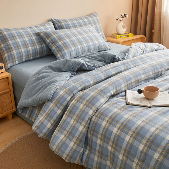 91家纺网 家纺一手货源 找家纺 爱屋及屋 2025新款无印风水洗棉棉花冬被被子被芯 简析蓝