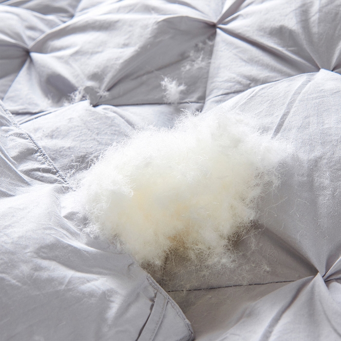 91家纺网 家纺一手货源 找家纺 全棉扭花羽毛被加厚保暖95白鹅绒被子秋冬春秋被冬被直播供货