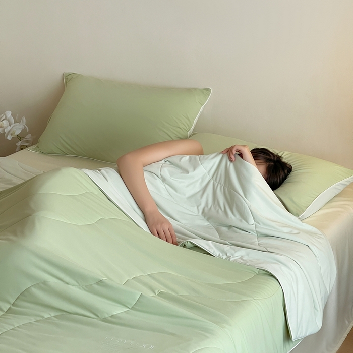 91家纺网 家纺一手货源 找家纺 佳汐蓝家纺 2025新款岛屿漫游凉感夏被 椰林绿