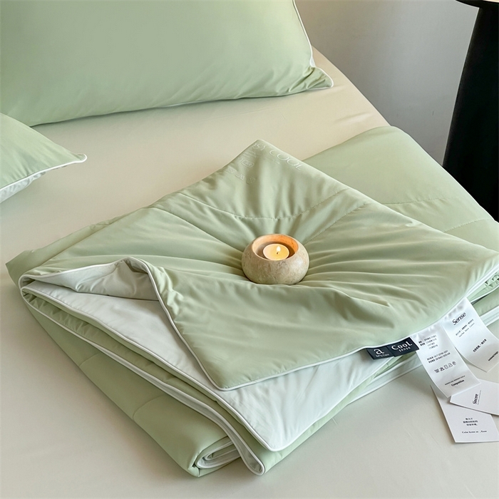 91家纺网 家纺一手货源 找家纺 佳汐蓝家纺 2025新款岛屿漫游凉感夏被 椰林绿