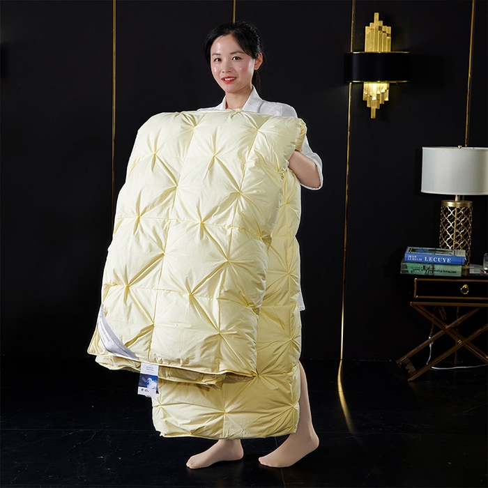 91家纺网 家纺一手货源 找家纺 全棉扭花羽毛被加厚保暖95白鹅绒被子秋冬春秋被冬被直播供货