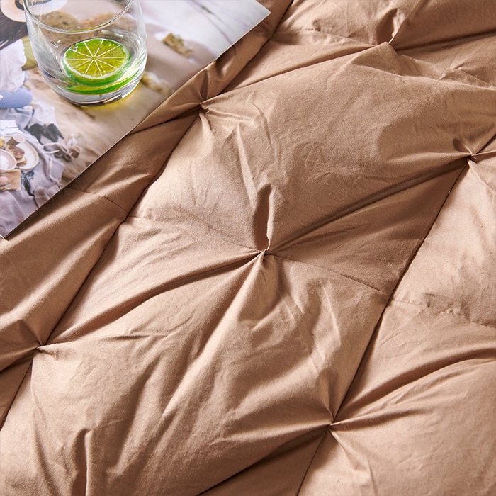 91家纺网 家纺一手货源 找家纺 全棉扭花羽毛被加厚保暖95白鹅绒被子秋冬春秋被冬被直播供货