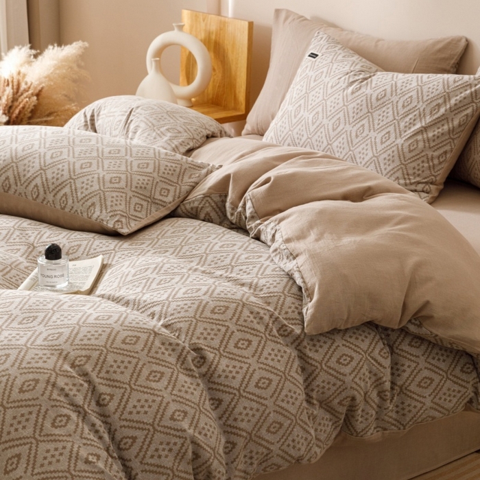 91家纺网 家纺一手货源 找家纺 艾莱家纺 2025新款棉麻风色织提花水洗棉全棉纯棉四件套-梦享 梦享-稻香咖