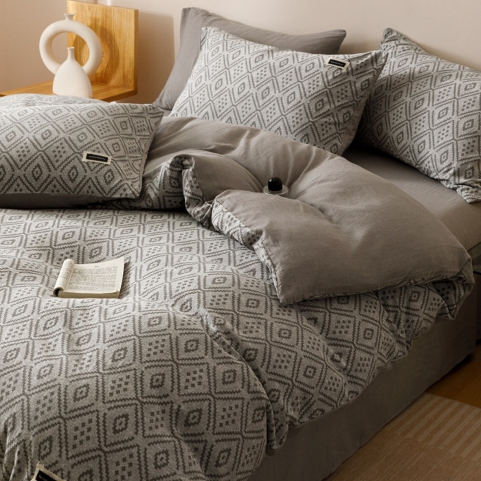 91家纺网 家纺一手货源 找家纺 艾莱家纺 2025新款棉麻风色织提花水洗棉全棉纯棉四件套-梦享 梦享-北欧灰