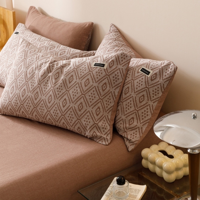 91家纺网 家纺一手货源 找家纺 艾莱家纺 2025新款棉麻风色织提花水洗棉全棉纯棉四件套-梦享 梦享-红咖色