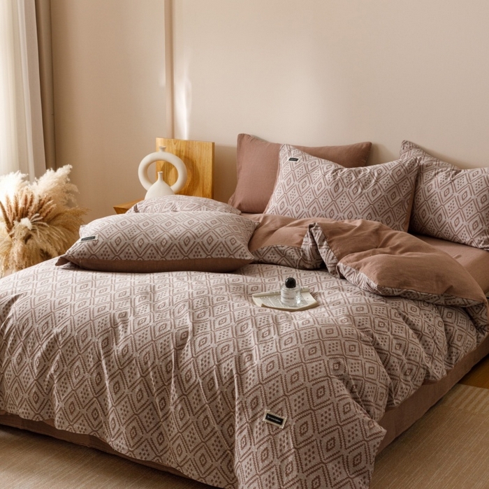 91家纺网 家纺一手货源 找家纺 艾莱家纺 2025新款棉麻风色织提花水洗棉全棉纯棉四件套-梦享 梦享-红咖色