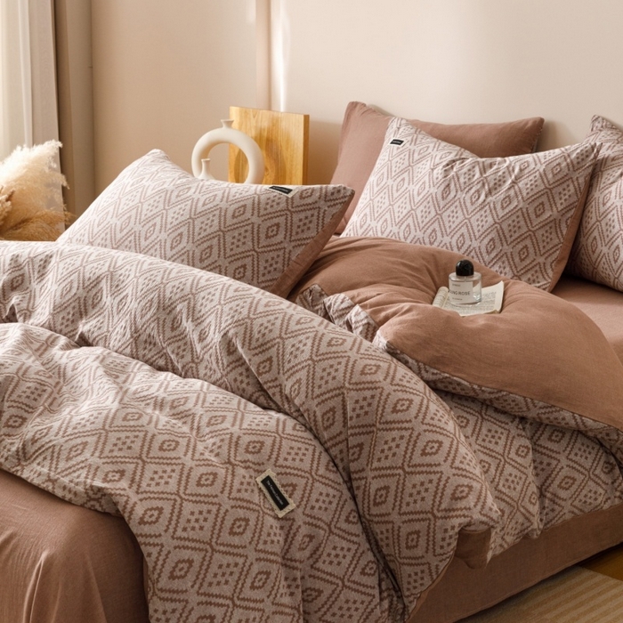 91家纺网 家纺一手货源 找家纺 艾莱家纺 2025新款棉麻风色织提花水洗棉全棉纯棉四件套-梦享 梦享-红咖色