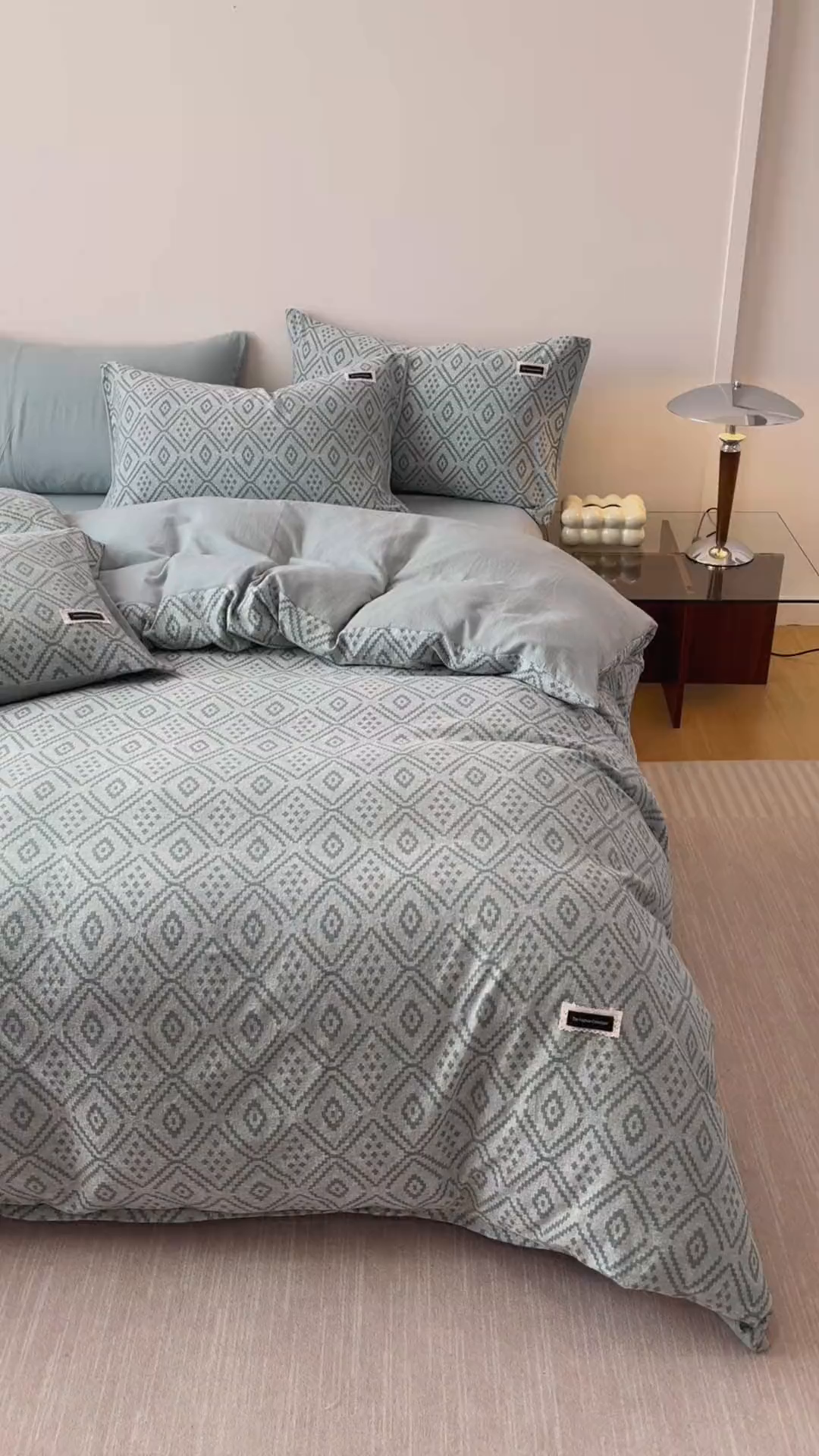 91家纺网 家纺一手货源 找家纺 艾莱家纺 2025新款棉麻风色织提花水洗棉全棉纯棉四件套-梦享 梦享-祖母绿