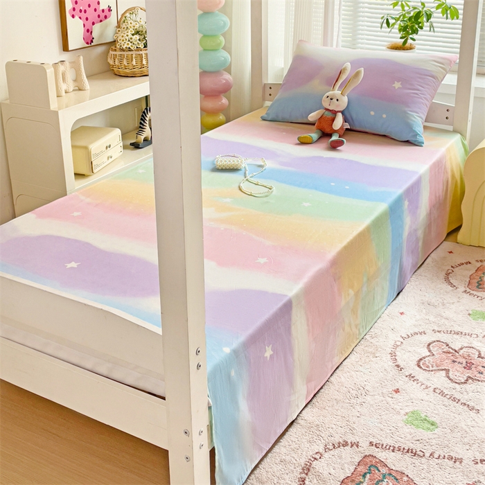 91家纺网 家纺一手货源 找家纺 名兮家居 2025新款全棉纯棉13372学生床上下铺单床单 彩色天空