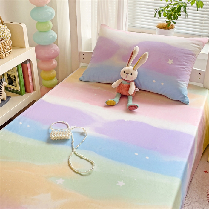 91家纺网 家纺一手货源 找家纺 名兮家居 2025新款全棉纯棉13372学生床上下铺单床单 彩色天空