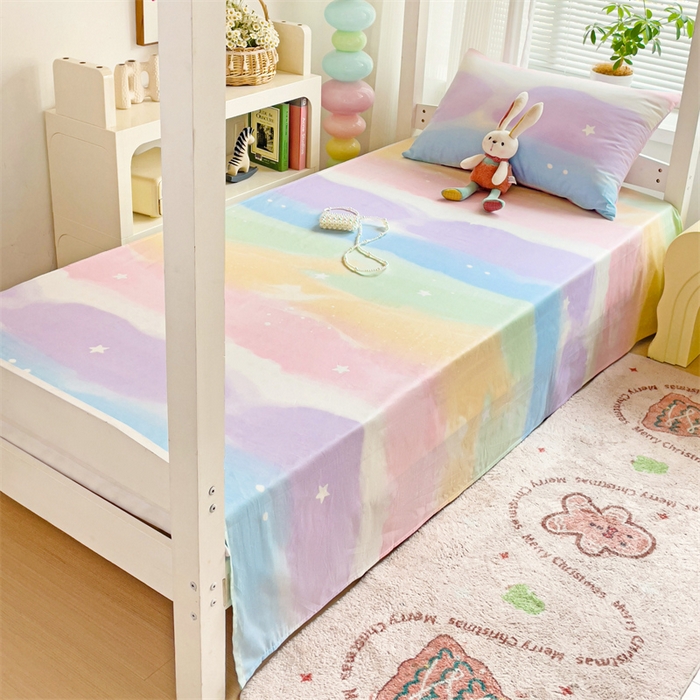 91家纺网 家纺一手货源 找家纺 名兮家居 2025新款全棉纯棉13372学生床上下铺单床单 彩色天空