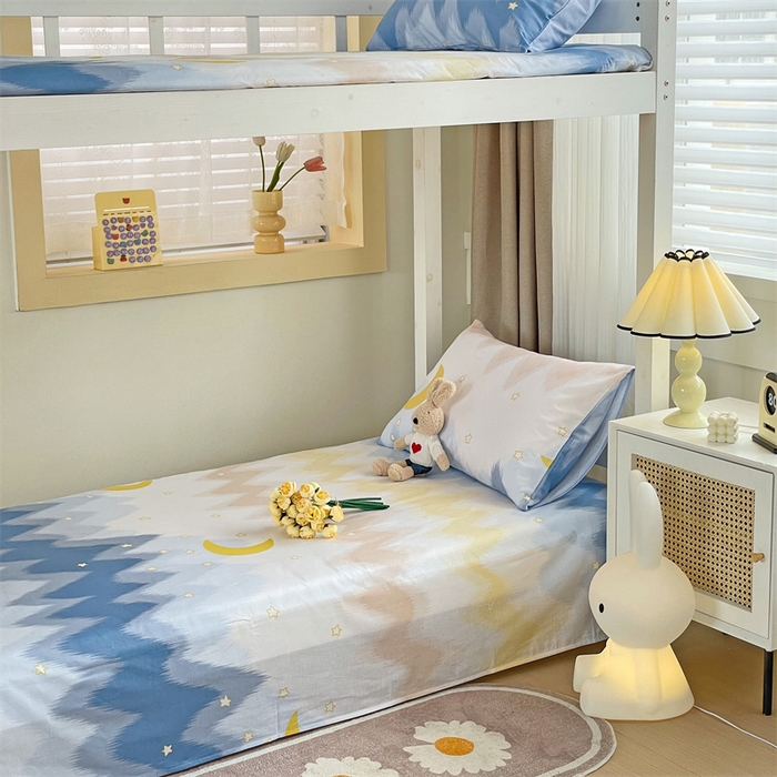 91家纺网 家纺一手货源 找家纺 名兮家居 2025新款全棉纯棉13372学生床上下铺单床单 星辰入梦