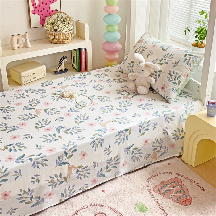 91家纺网 家纺一手货源 找家纺 名兮家居 2025新款全棉纯棉13372学生床上下铺单床单 轻纱漫舞