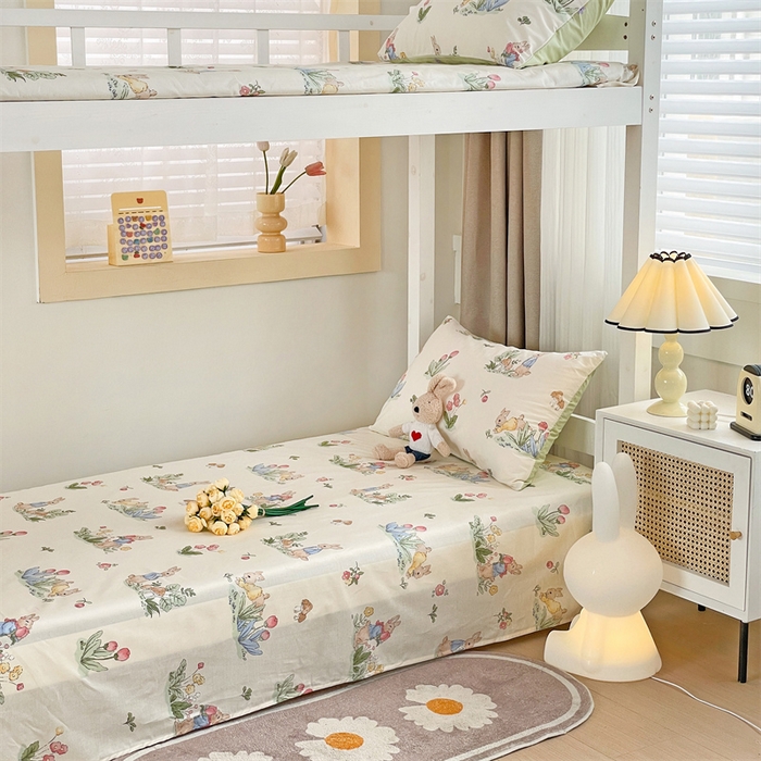 91家纺网 家纺一手货源 找家纺 名兮家居 2025新款全棉纯棉13372学生床上下铺单床单 蘑菇小兔